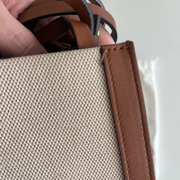 Valentino Garavani Bag - Picture 9 of 11